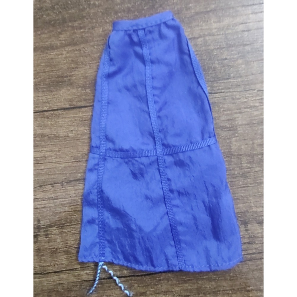 VTG Barbie Y2K Long Maxi Skirt Blue Fashion Avenue Metro Tokyo 2001 Z33